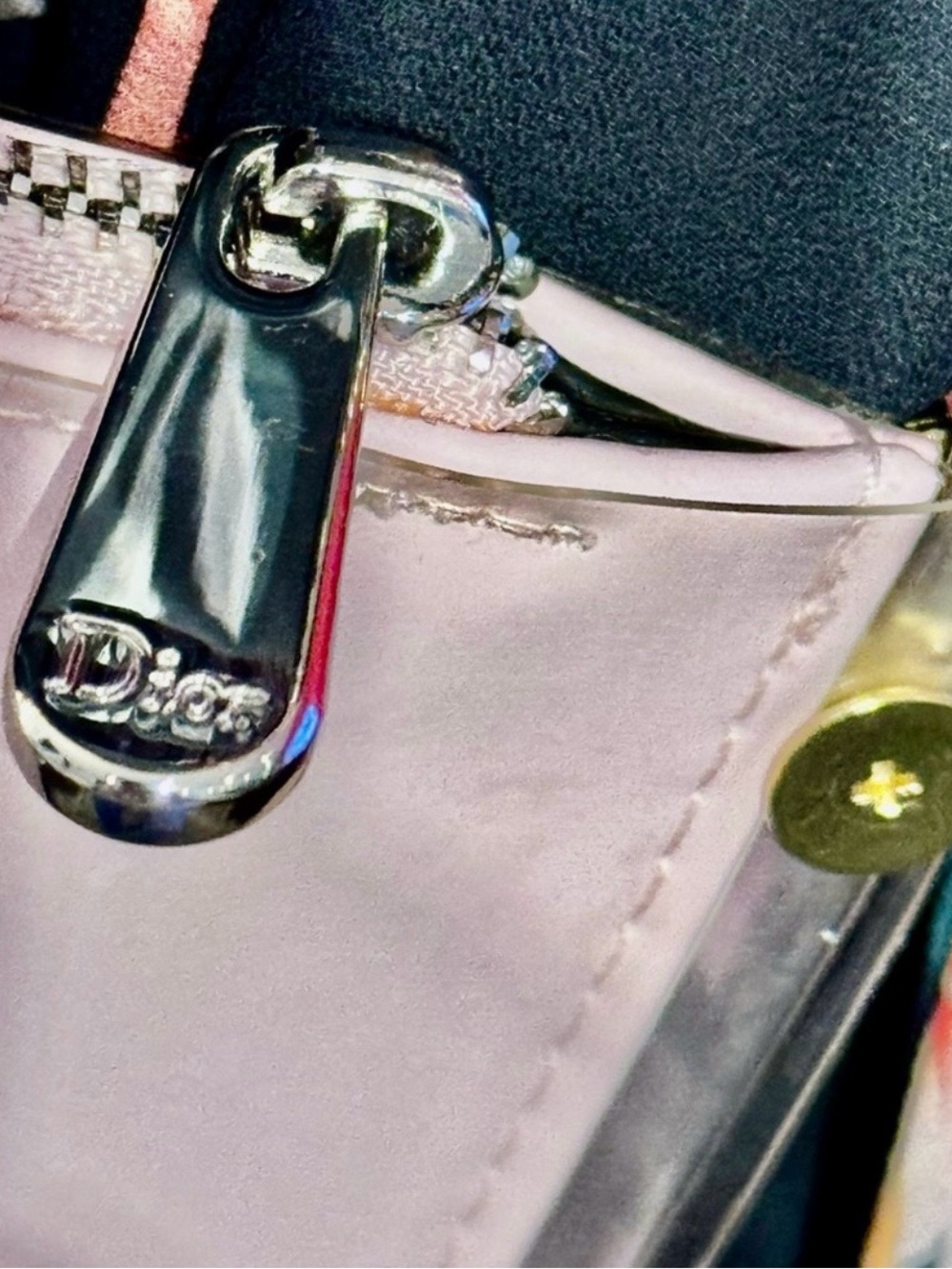 Dior Blush Pink Patent Crossbody Bag Silver Chain Beauty VIP - Picture 5 of 8